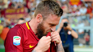 Де Роси трогна тифозите на 