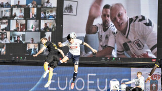 Само в Дания: Феновете са на дивана, но и на трибуните (ВИДЕО)