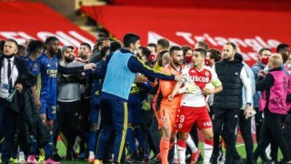 Масово меле след загуба на 