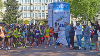 Трагичен случай: 50-годишен участник почина по време на маратона във Варна