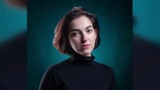 Девина Василева режисира баща си Васил Василев-Зуека в дебютния си филм "Хлад" (ВИДЕО)