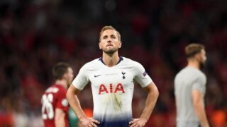 Кейн напуска 