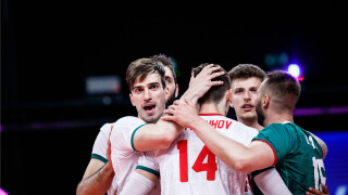 Първа победа за 