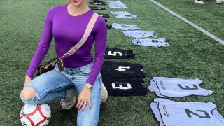 Фани от Хърватия, в която Йеро е влюбен 