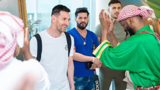 Меси подписа със Саудитска Арабия и разбуни духовете 