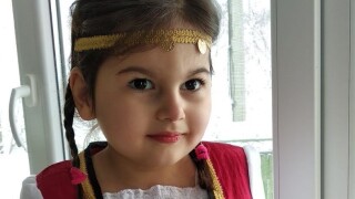 Родителите на 4-годишната Рали събират пари за разработката на терапия срещу неизлечима болест