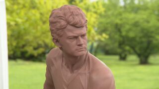 Направиха първа копка за паметника на Гунди (ВИДЕО)