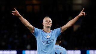 Рекордьорът Холанд е №1 във Висшата лига