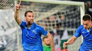 Левски приближи третото място след класика над Локо Пловдив