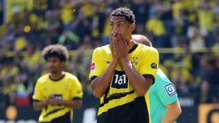 Чутовна издънка на Борусия направи Байерн шампион