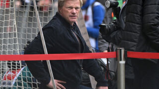 Титлата не спаси Кан и Салихамиджич