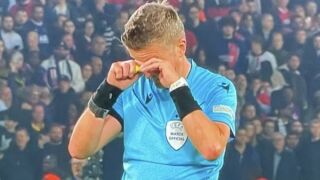 Защо тъгува реферът на ПСЖ - Дортмунд (ВИДЕО)