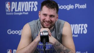 Порно прекъсна пресконференция на Дончич (ВИДЕО)