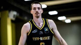 Украинска звезда опита да избяга, мобилизираха го