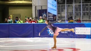 С церебрална парализа, но със сърце на шампион (ВИДЕО)