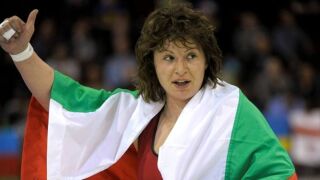 Престрелката продължава: Станке, тая зала нито майка ти, нито баща ти са ни я дали! (ВИДЕО)