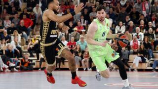 Драма в края определи съперника на Везенков в Евролигата