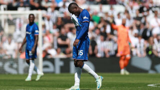 Нюкасъл спря Челси за Шампионска лига