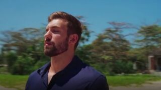 Виктор към себе си: Пич, справи се добре. Остана последната стъпка. Можеш, давай!