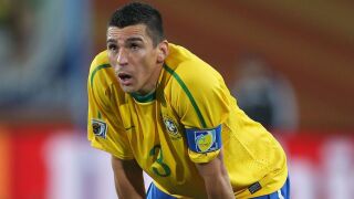 Извел Бразилия до световната титла влезе в болница с изгаряния