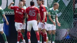 Стефан Велков герой, остави отбора си в датския елит (ВИДЕО)