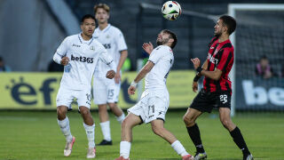 Феновете на Славия спретнаха бойкот