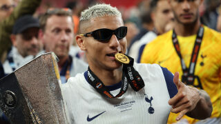 Тотнъм вдигна първи трофей от 17 години (ВИДЕО)