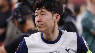 Не дадоха медал на капитана на Тотнъм (ВИДЕО)