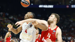 Наказаха сурово Саша Везенков след боя (ВИДЕО)