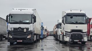 Снимка: Километрични опашки от тирове на „Капитан Андреево“ 