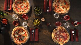 Пица само за 2 минути! Новите фурни AEG PizzaExpert превръщат кухнята в истинска пицария (СНИМКИ)