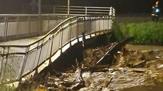 Апокалипсис в Дряново: Стадионът на Локомотив е под вода! (ВИДЕО)