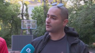 Снимка: Защо падна баскетболен кош от чисто ново игрище в кв. „Лагера“ в София?