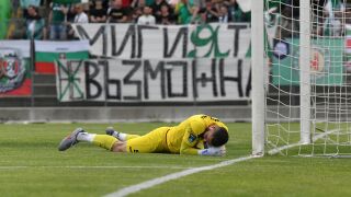 Септември удари Янтра, остава в елита