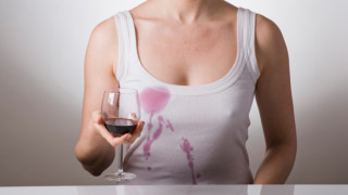 Най-големият враг на дрехата – съсипващото петно