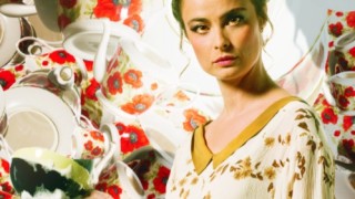 Зад вратата на насилието с 15 български актриси
