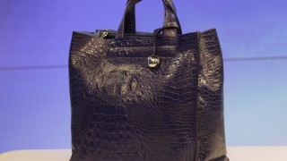 И първата победителка е...