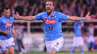 Нова впечатляваща победа за Наполи, спечели гостуването си на Фиорентина (ВИДЕО)