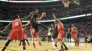 Хюстън продължава да мачка в НБА