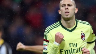 Милан победи Удинезе, а Фиорентина разгроми Каляри (ВИДЕО)