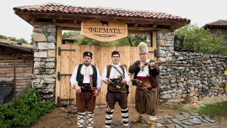 Съвременни комити влизат във “Фермата”