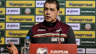 Хубчев нареди Меси пред Роналдо