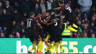 Яя Туре се превърна в герой при успеха на 