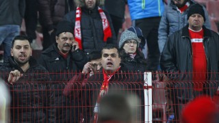 Феновете на ЦСКА поискаха обяснение от играчите 