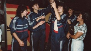 Силвия, която избра №14 заради Кройф (ВИДЕО)