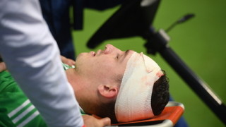 Испански нападател скалпира вратаря на Русия