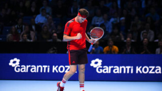 Тийм с първа победа в Лондон, ще спори с Гофен за място на полуфинал