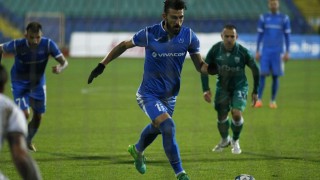 Гомес изпусна спорна дузпа, а 