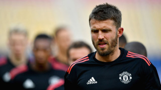 Оперирали сърцето на Майкъл Карик