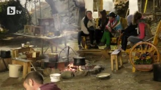 Време е за женско парти край огъня и... мръснишки песни